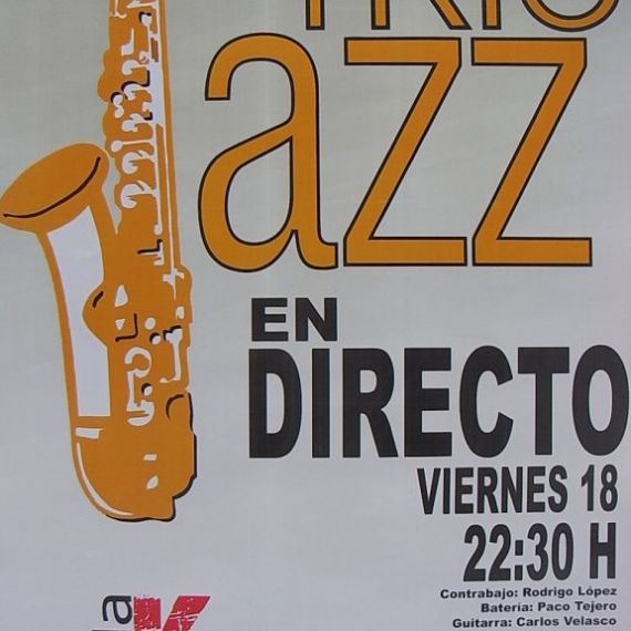 jazz-trio-kamelot-viernes-18-de-mayo.JPG
